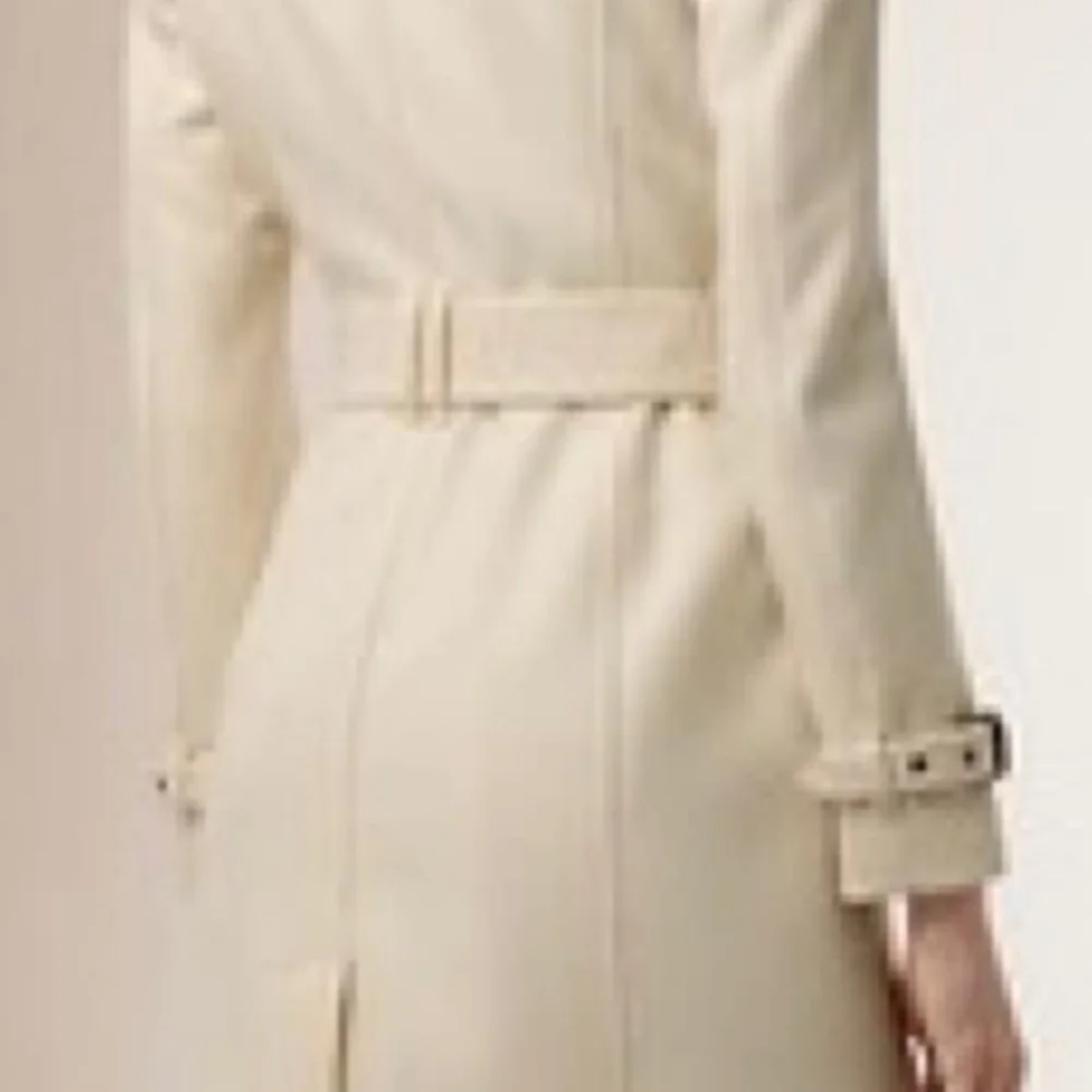 Burberry Cream White Wool Blend Single Breasted "Indiana" Peacoat - Picture 3 of 16